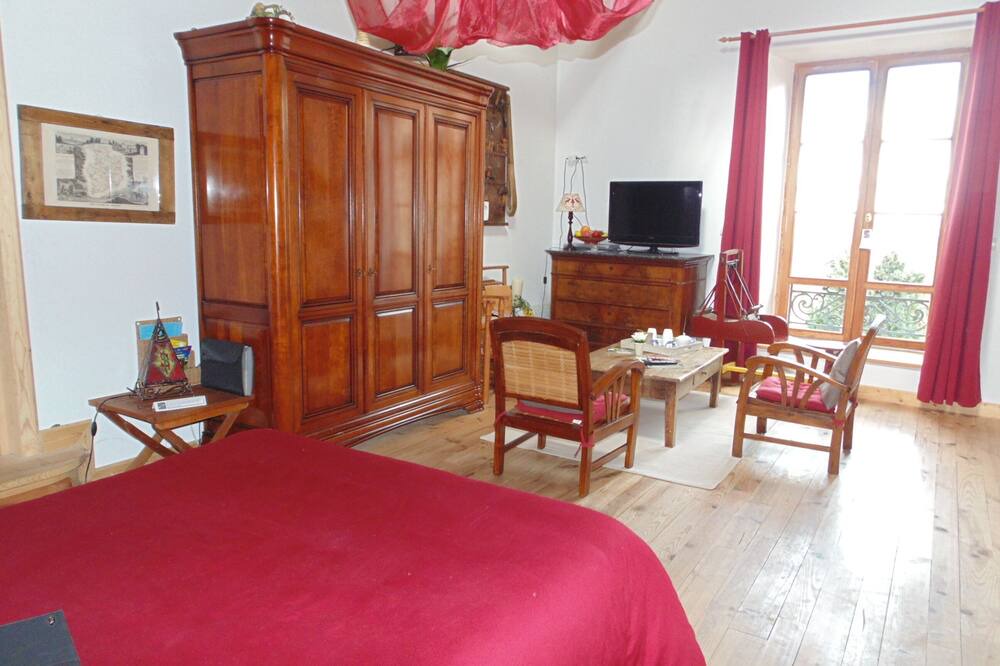 Photo of Bedroom in Saint-Maurice-de-Lignon