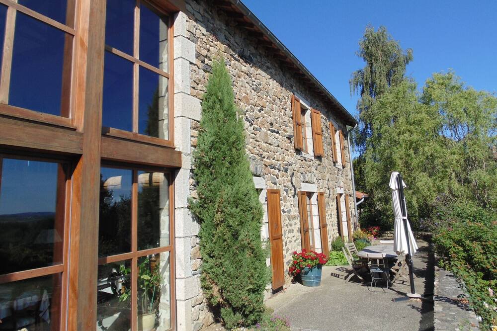 Photo of Outdoor in Saint-Maurice-de-Lignon