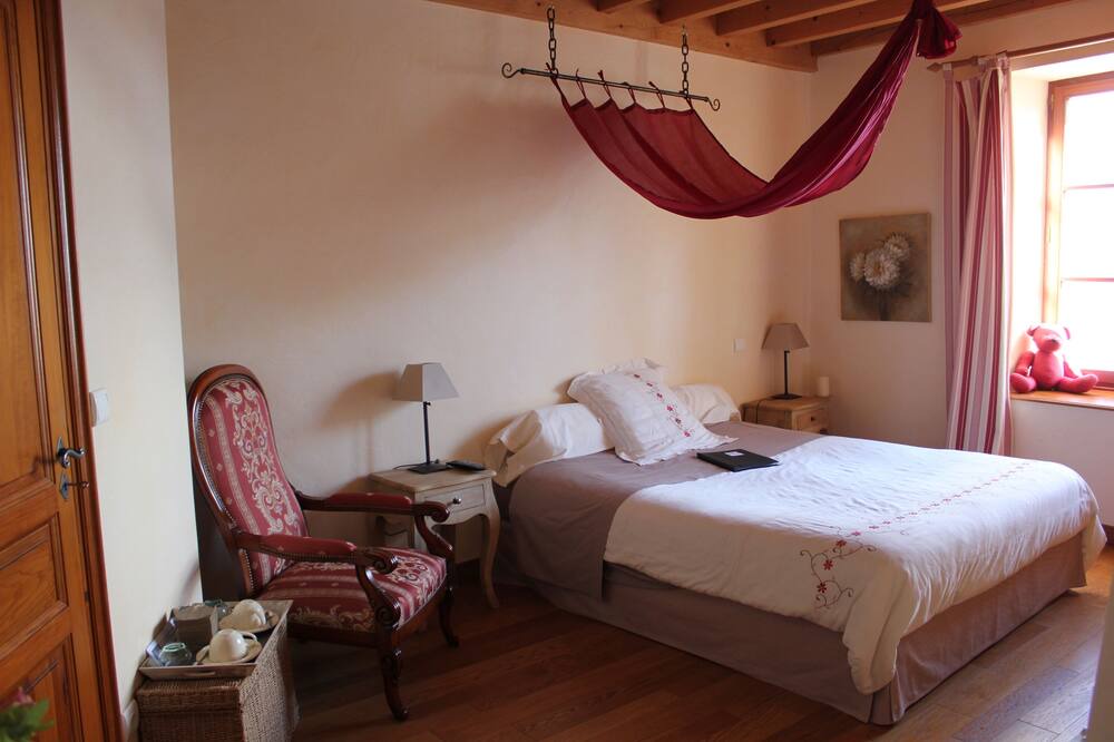 Photo of Bedroom in Saint-Maurice-de-Lignon