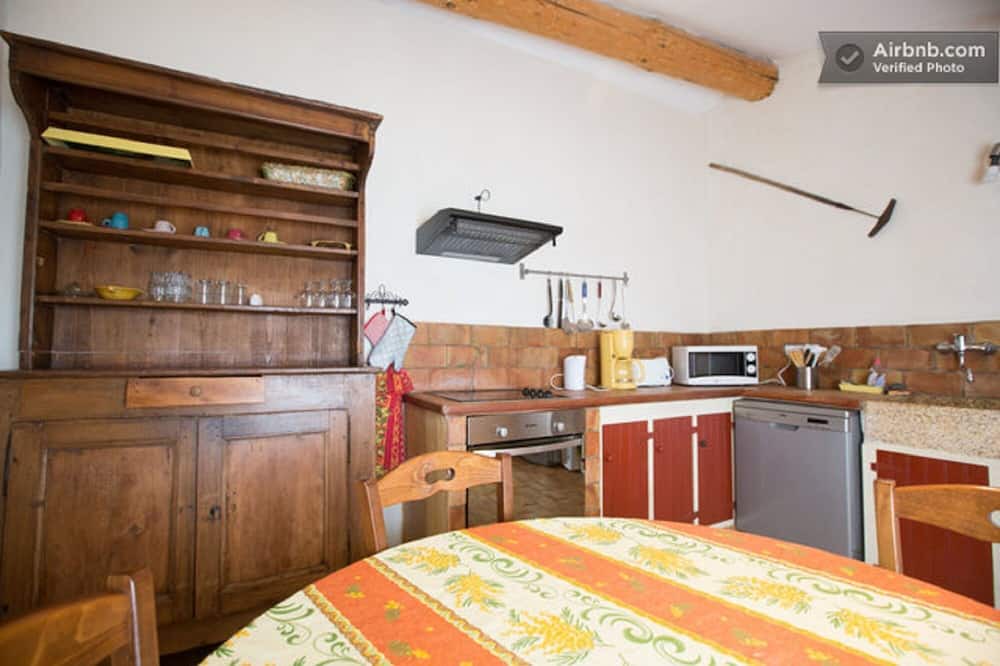 Photo of Kitchen in L'Hospitalet