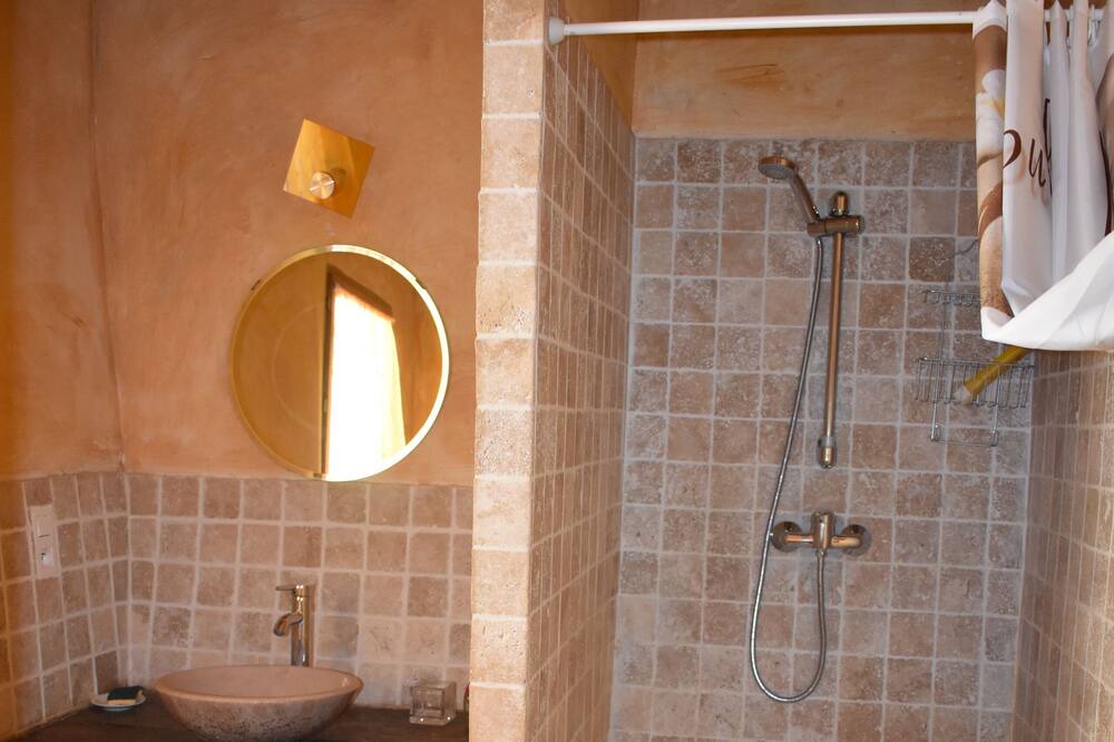Photo of Bathroom in L'Hospitalet