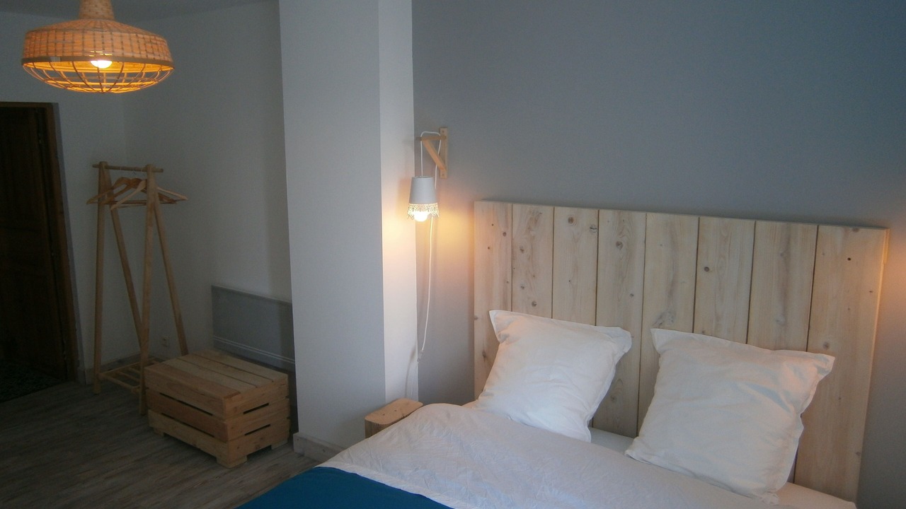 Photo of Others in Fons