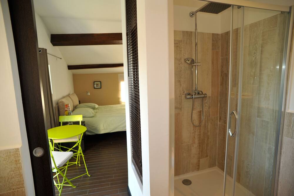 Photo of Bathroom in Les Aires