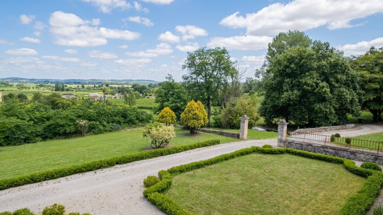 Photo of Outdoor in Saint-Pey-de-Castets