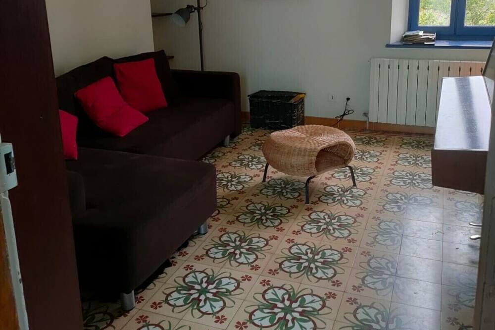 Photo of Livingroom in Saint-Sauveur-de-Cruzieres