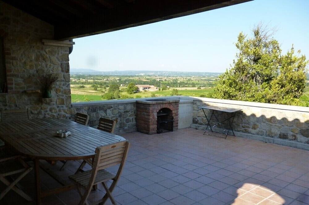 Photo of Patio Balcony in Saint-Sauveur-de-Cruzieres