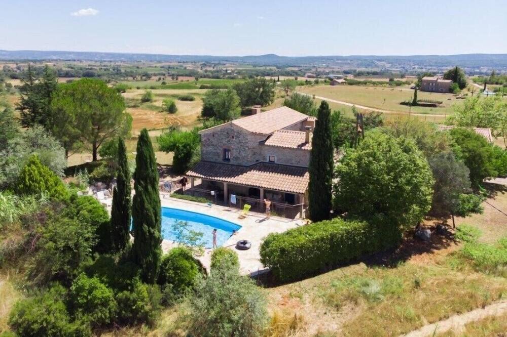 Photo of Outdoor in Saint-Sauveur-de-Cruzieres