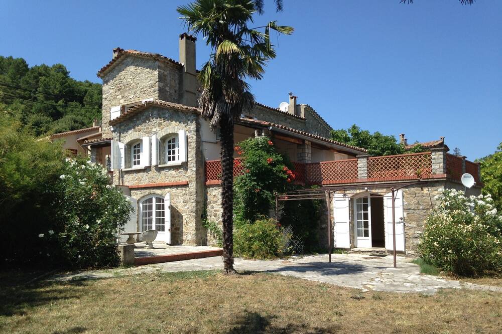 Photo of Outdoor in Generargues