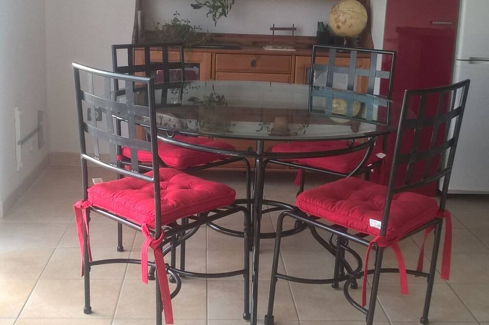 Photo of Kitchen in Candillargues