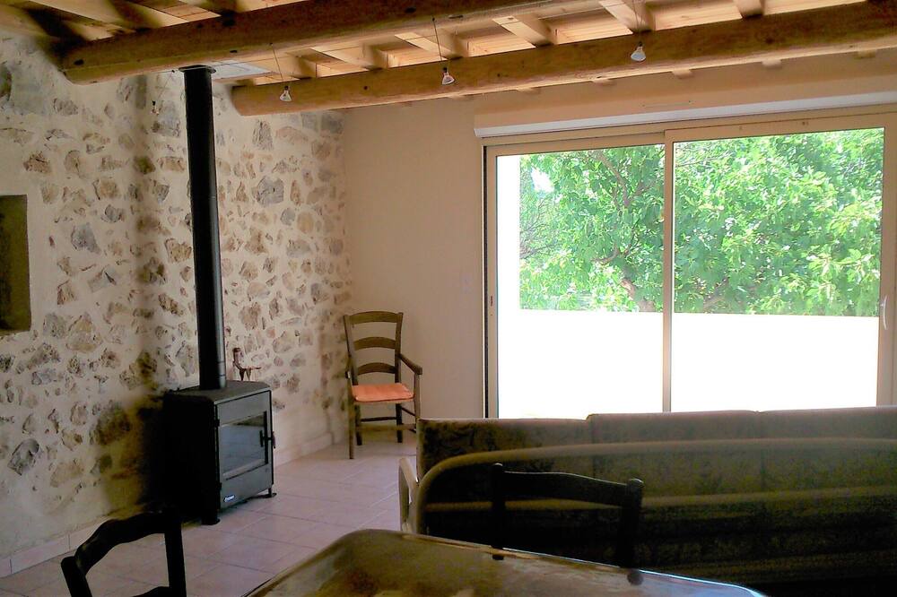 Photo of Livingroom in Vallerargues