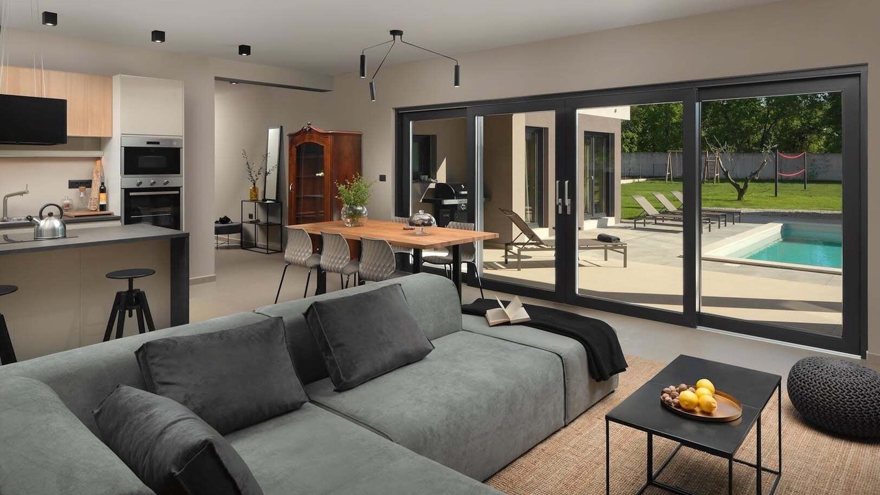 Photo of Livingroom in Gajana