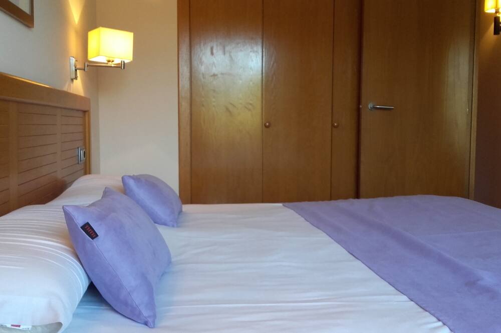 Photo of Bedroom in Pals
