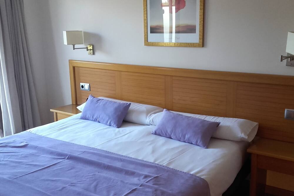 Photo of Bedroom in Pals