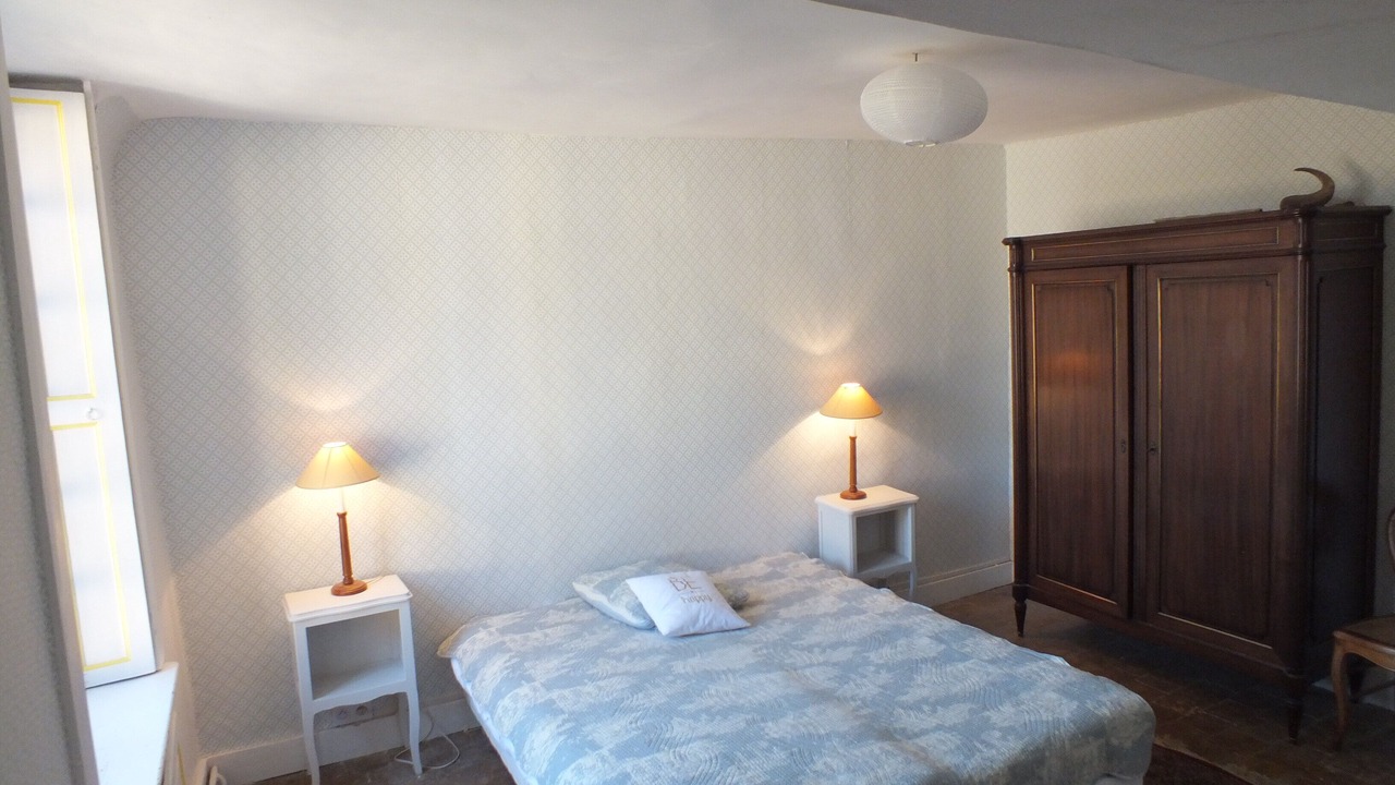 Photo of Others in L'Home-Chamondot