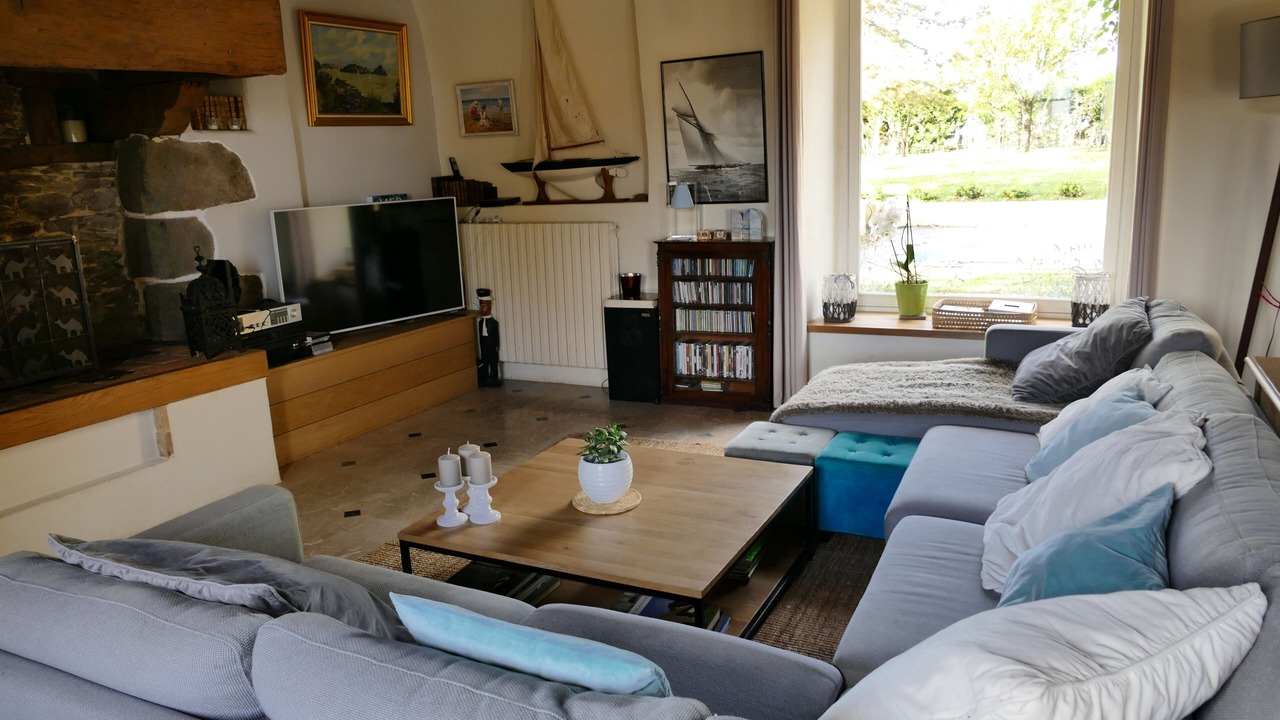 Photo of Livingroom in Pace