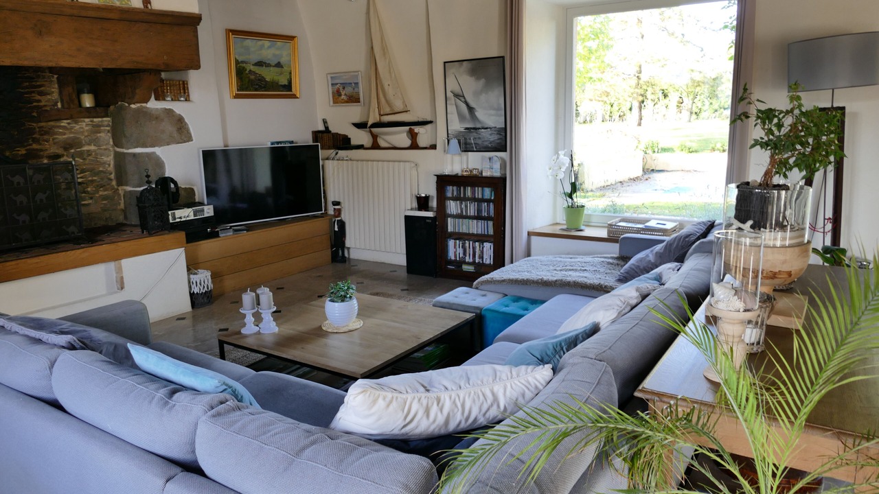 Photo of Livingroom in Pace