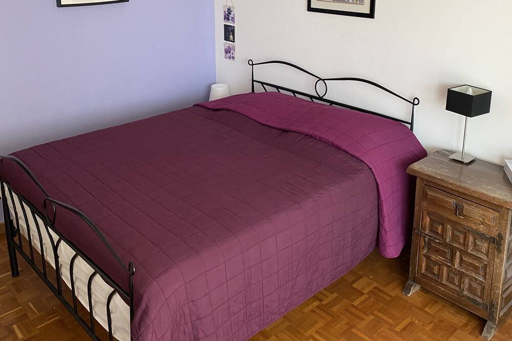 Photo of Bedroom in Fabron