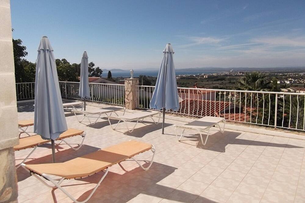 Photo of Patio Balcony in El Mas Fumats