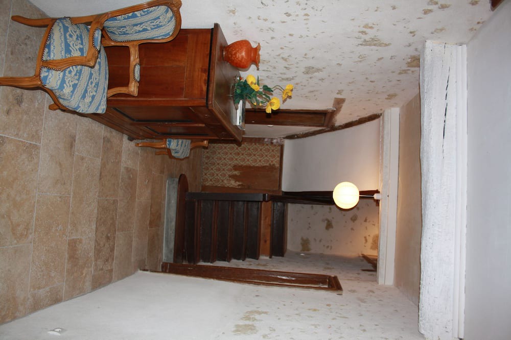 Photo of Others in Castex