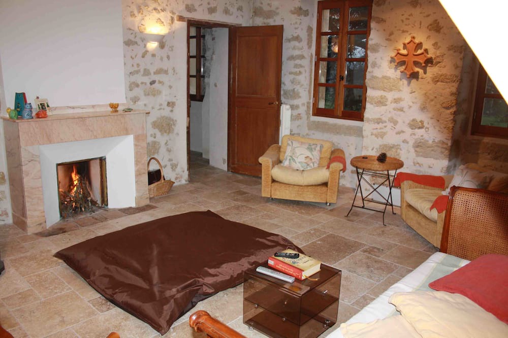 Photo of Bedroom in Castex