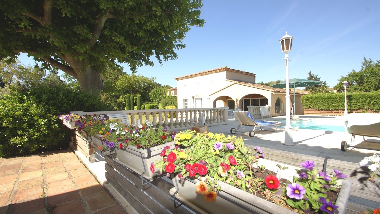 Photo of Outdoor in Vedene