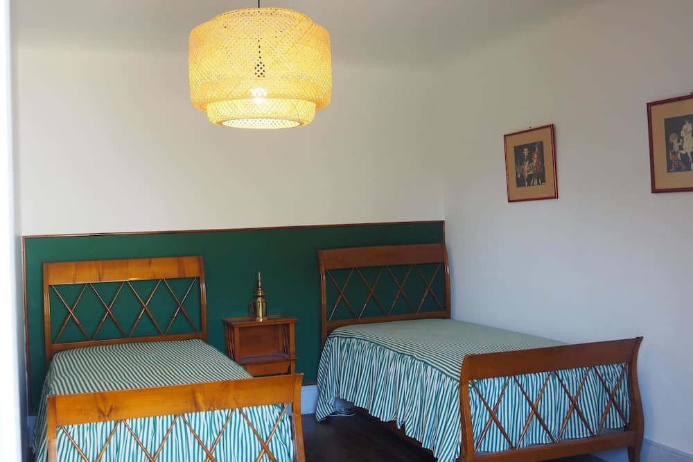 Photo of Bedroom in Becon-les-Granits