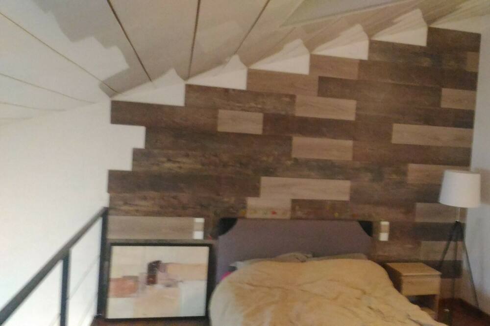 Photo of Bedroom in Chaligny