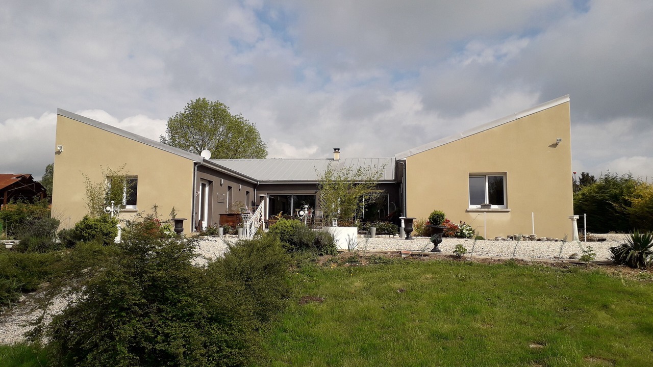 Photo of Outdoor in Morcourt