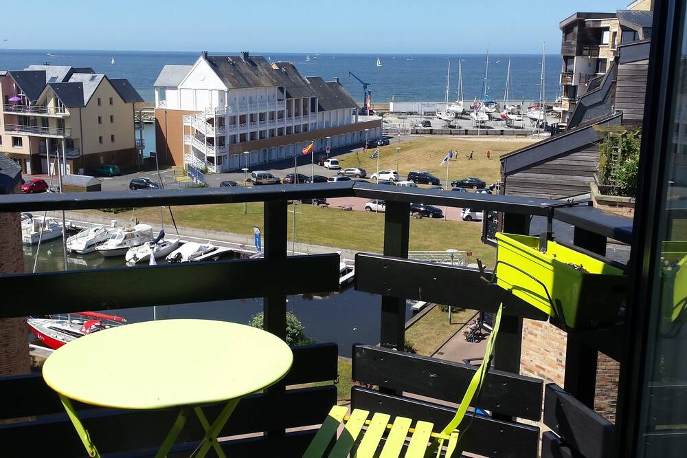Photo of Patio Balcony in Pays d'Auge