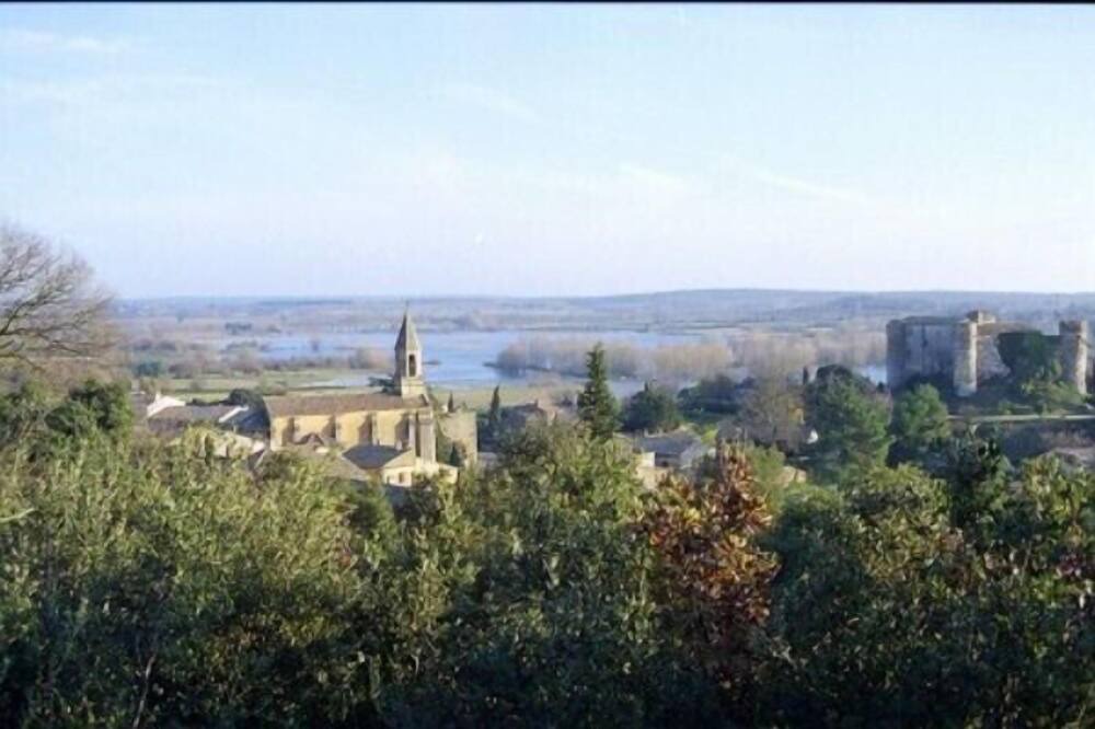 Photo of Outdoor in La Capelle-et-Masmolene