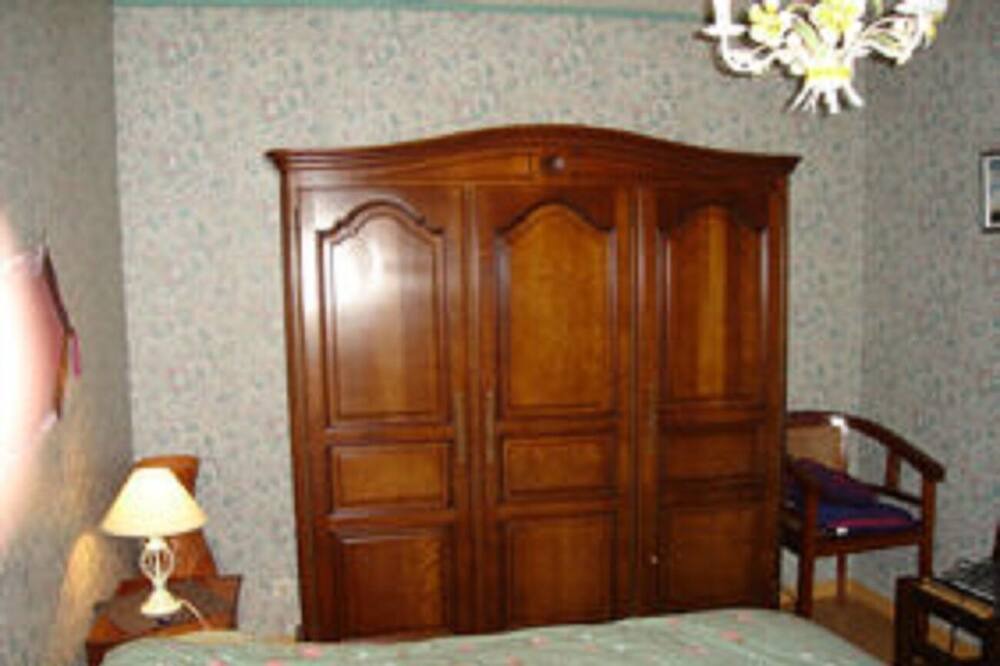 Photo of Bedroom in La Capelle-et-Masmolene