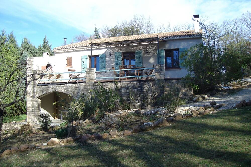 Photo of Outdoor in La Capelle-et-Masmolene