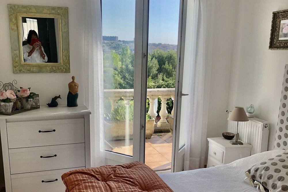 Photo of Bedroom in Juvignac