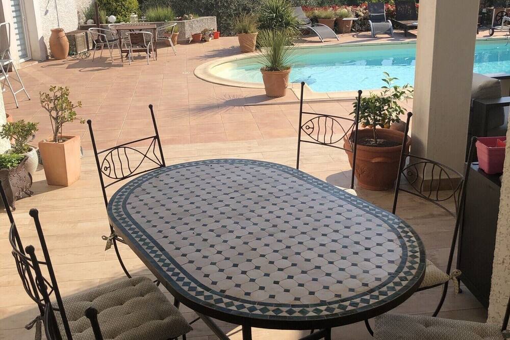 Photo of Patio Balcony in Juvignac