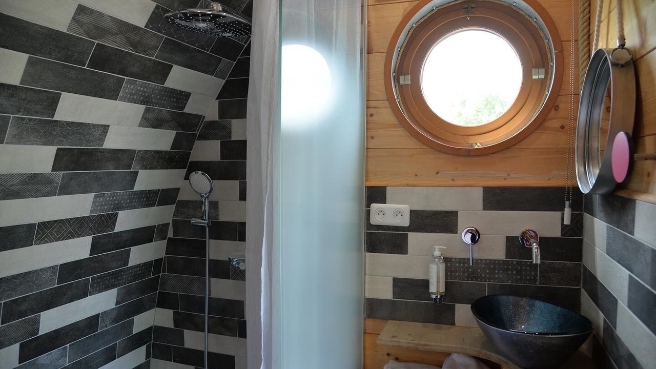 Photo of Others in Chablis