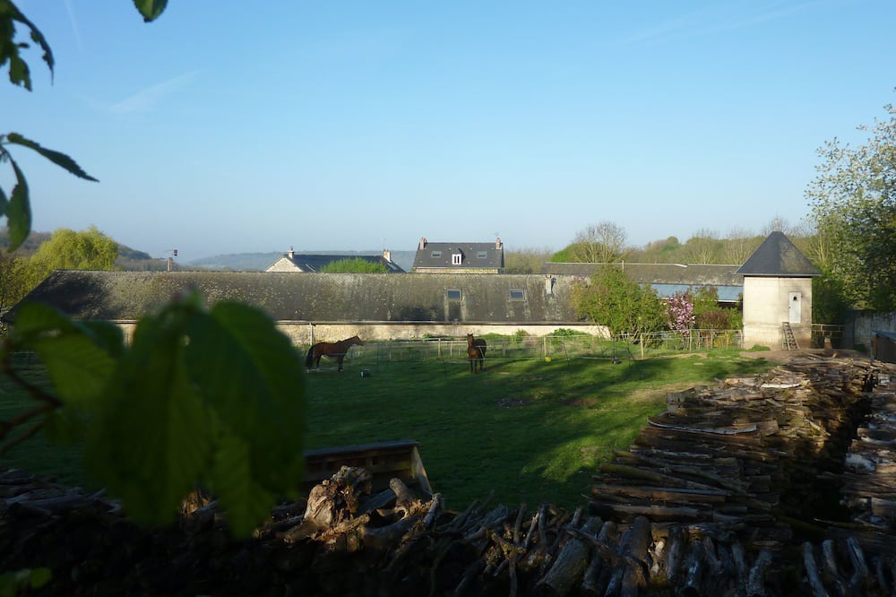 Photo of Outdoor in Chivres-Val
