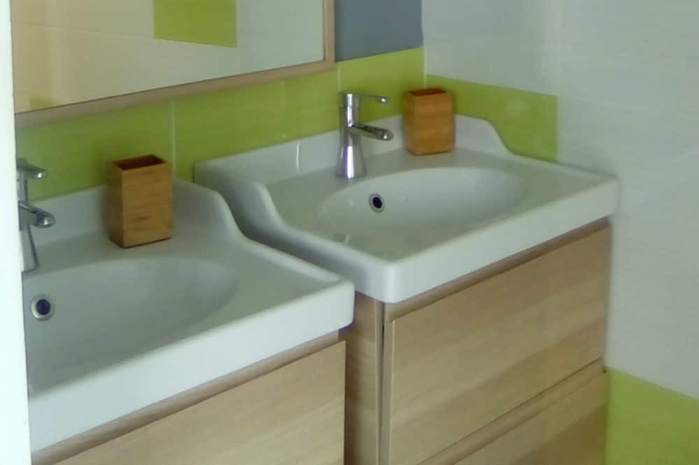 Photo of Bathroom in Mably