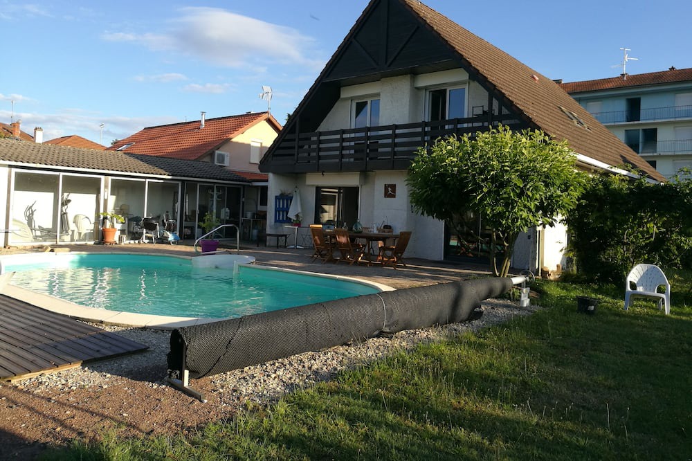 Photo of Outdoor in Mably