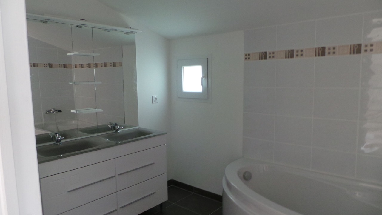 Photo of Bathroom in Sainte-Eulalie-en-Born