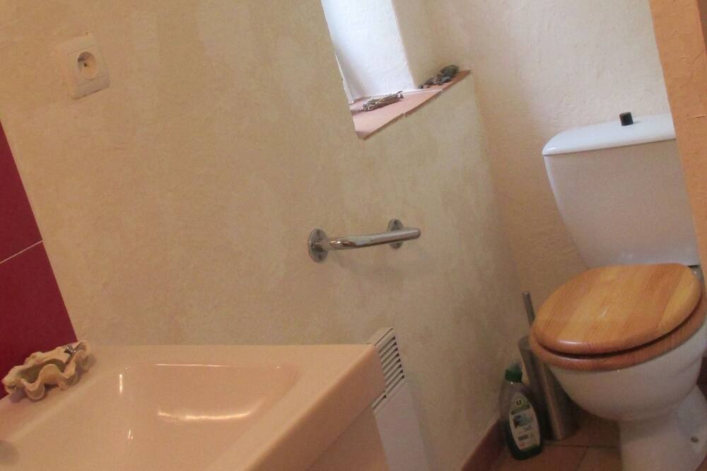 Photo of Bathroom in Le Vigan
