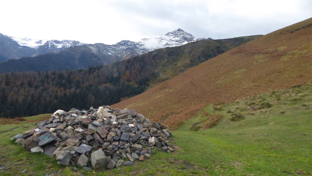 Photo of Outdoor in Campan