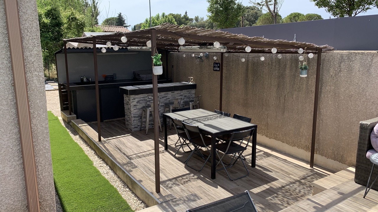 Photo of Outdoor in Serignan-du-Comtat