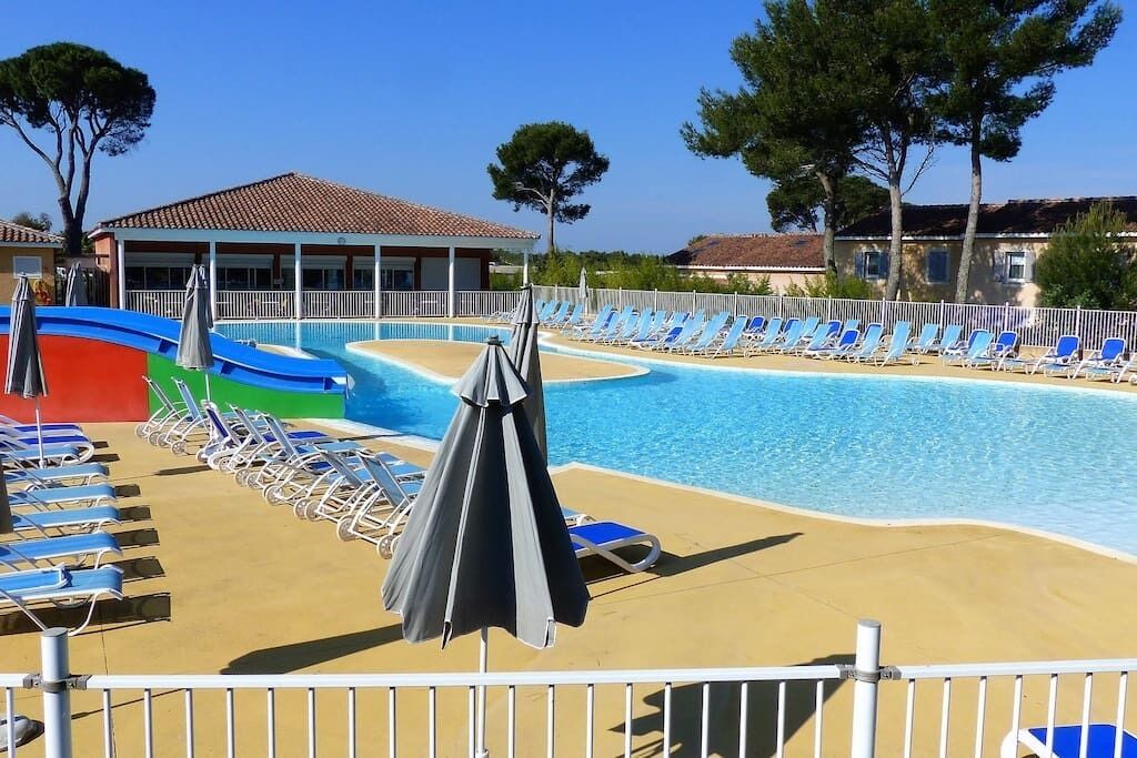 Photo of Outdoor in Aubais