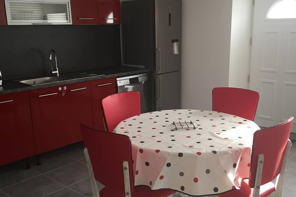 Photo of Kitchen in La Chapelle-sur-Loire
