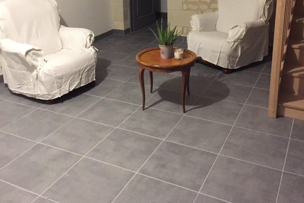 Photo of Livingroom in La Chapelle-sur-Loire