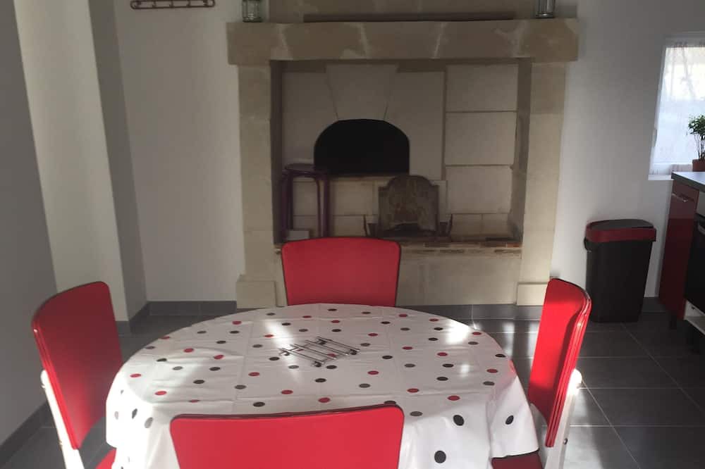 Photo of Kitchen in La Chapelle-sur-Loire