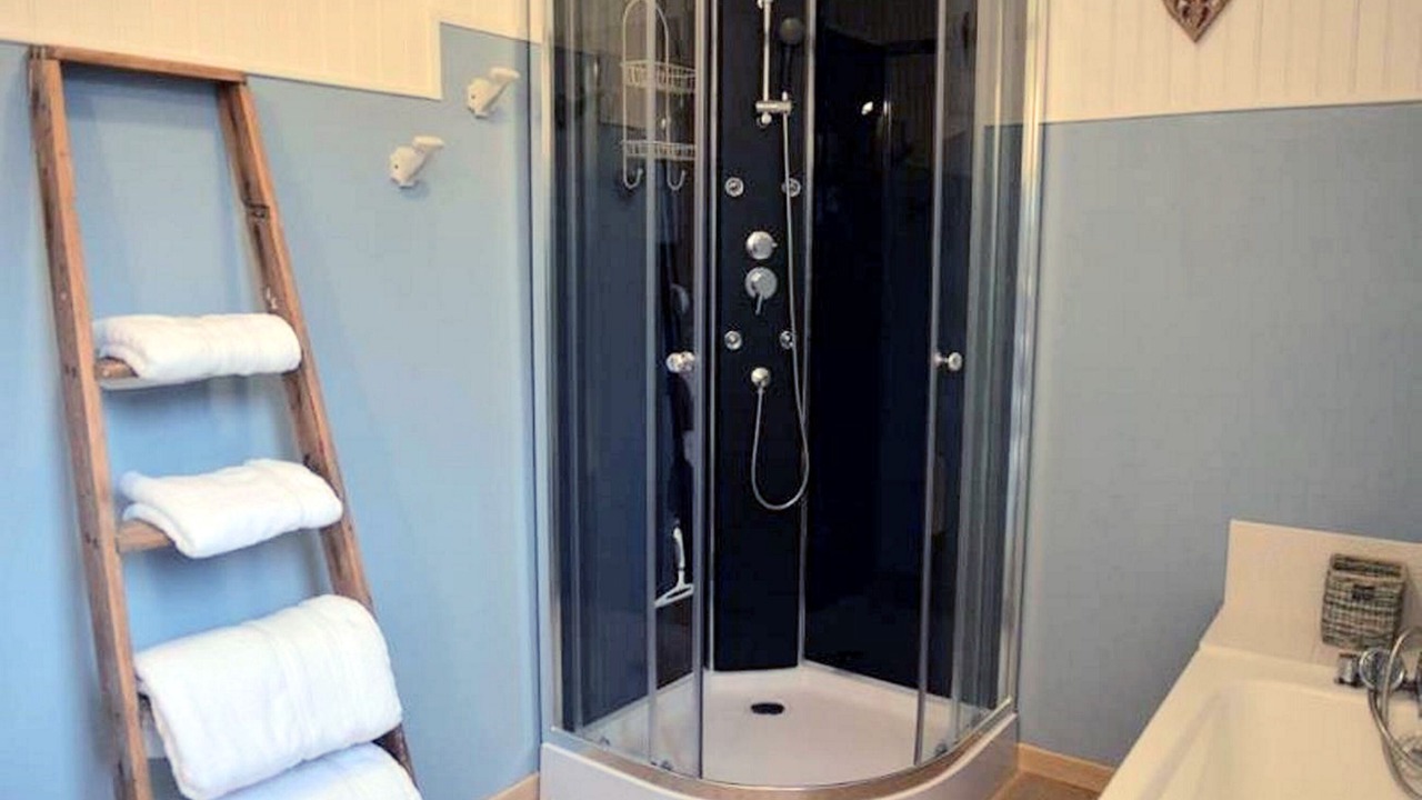 Photo of Others in Pleudaniel