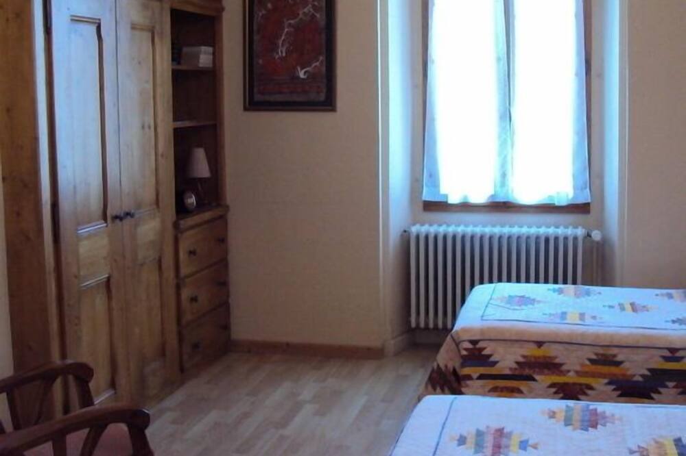 Photo of Bedroom in Taninges