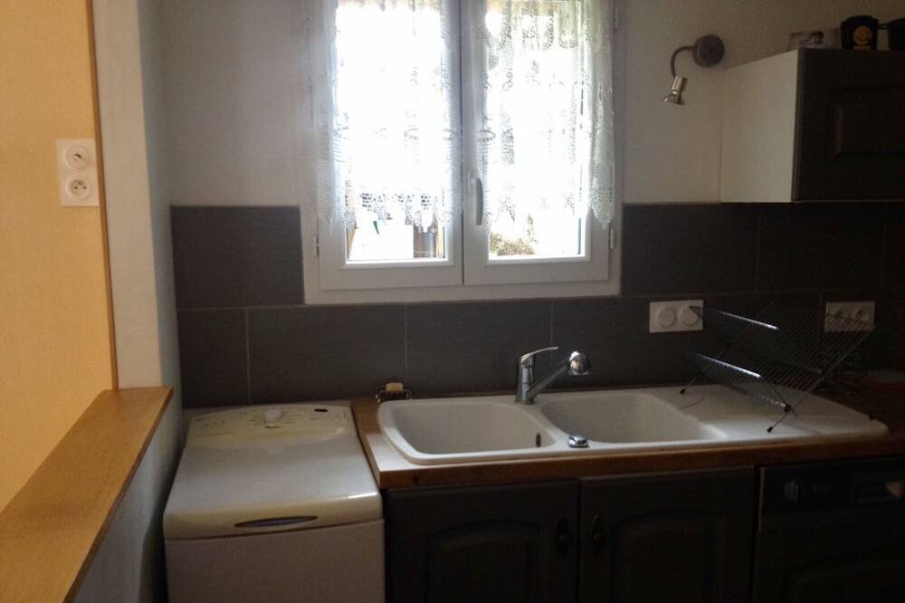 Photo of Kitchen in Momeres