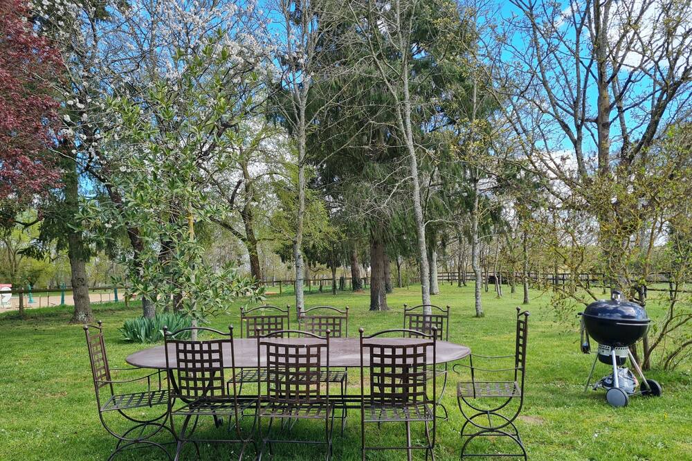 Photo of Outdoor in Roeze-sur-Sarthe